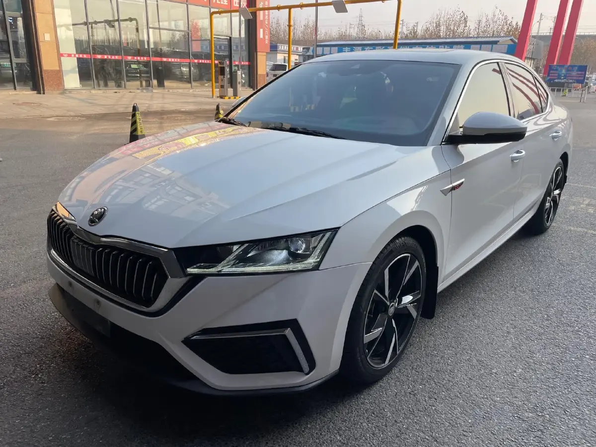 2021 Skoda Octavia 1.4T 150HP L4 7DCT