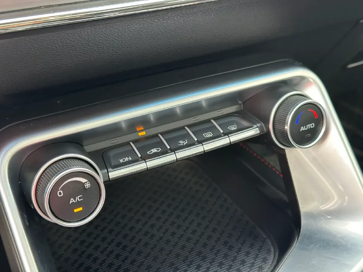 2018 Geely Binray 1.4T 133HP L4 CVT,autocango,china used car exporter,china ev exporter,chinese used car exporter,chinese used ev exporter