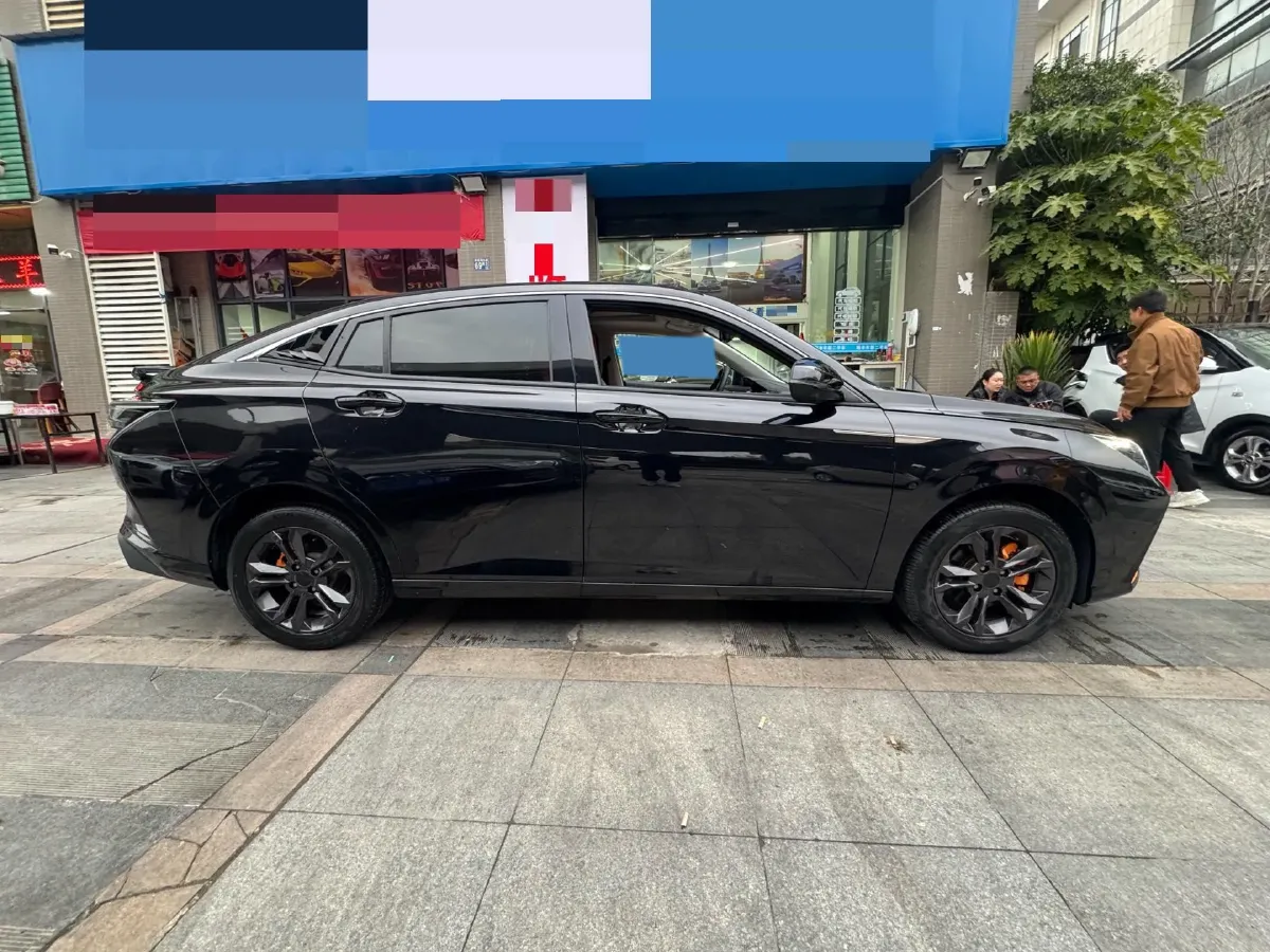 2023 DongFeng Aeolus YiXuan 1.5L 125HP L4 6DCT,autocango,china used car exporter,china ev exporter,chinese used car exporter,chinese used ev exporter
