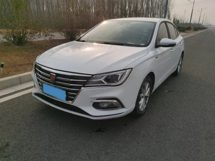 2020 Roewe i5 1.5L 120HP L4 CVT