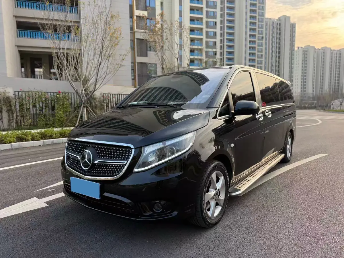2020 Mercedes-Benz Vito 2.0T 211HP L4 9AT 2020 Mercedes-Benz Vito 2.0T 211HP L4 9AT