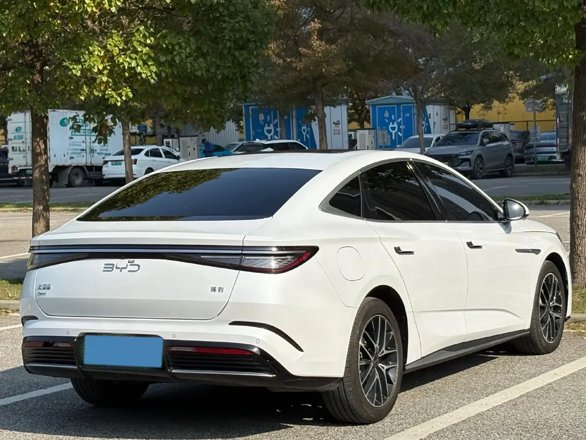 2024 BYD Seal 1.5L 110HP L4 E-CVT PHEV 17.6KWH,autocango,china used car exporter,china ev exporter,chinese used car exporter,chinese used ev exporter