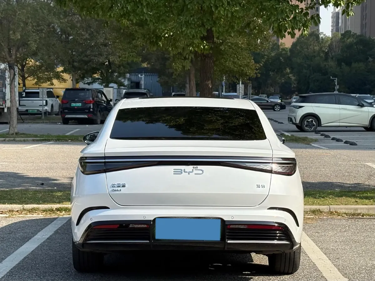 2024 BYD Seal 1.5L 110HP L4 E-CVT PHEV 17.6KWH,autocango,china used car exporter,china ev exporter,chinese used car exporter,chinese used ev exporter