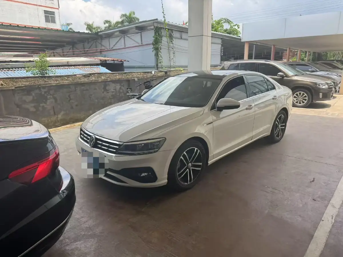 2019 Volkswagen Passat 1.4T 150HP L4 7DCT