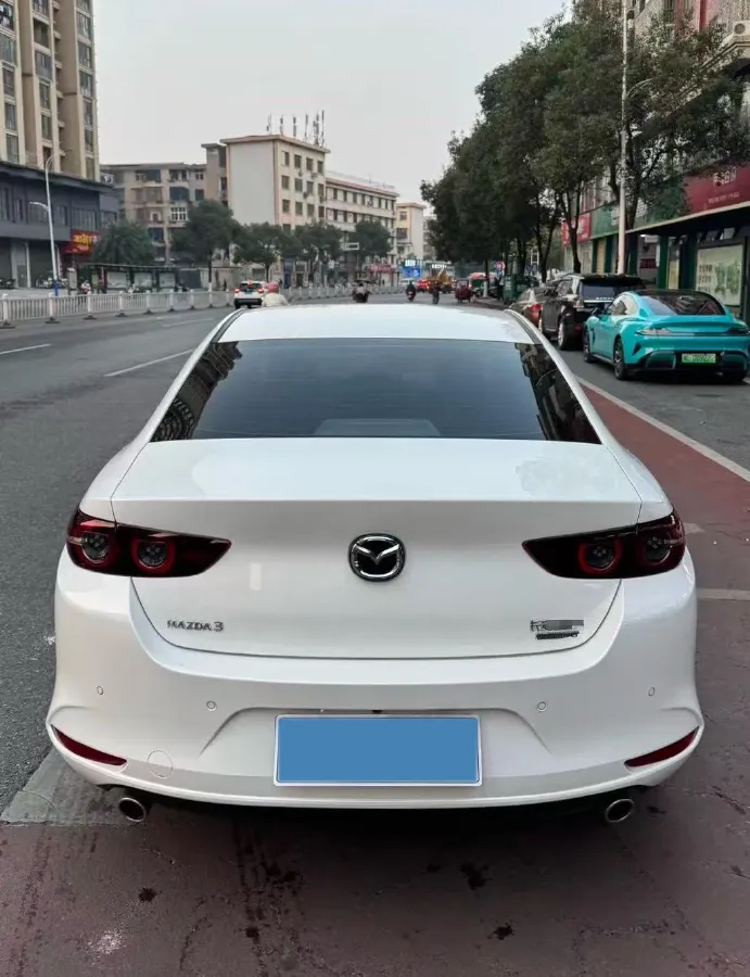 2025 Mazda 3 Axela 2.0L 158HP L4 6AT,autocango,china used car exporter,china ev exporter,chinese used car exporter,chinese used ev exporter