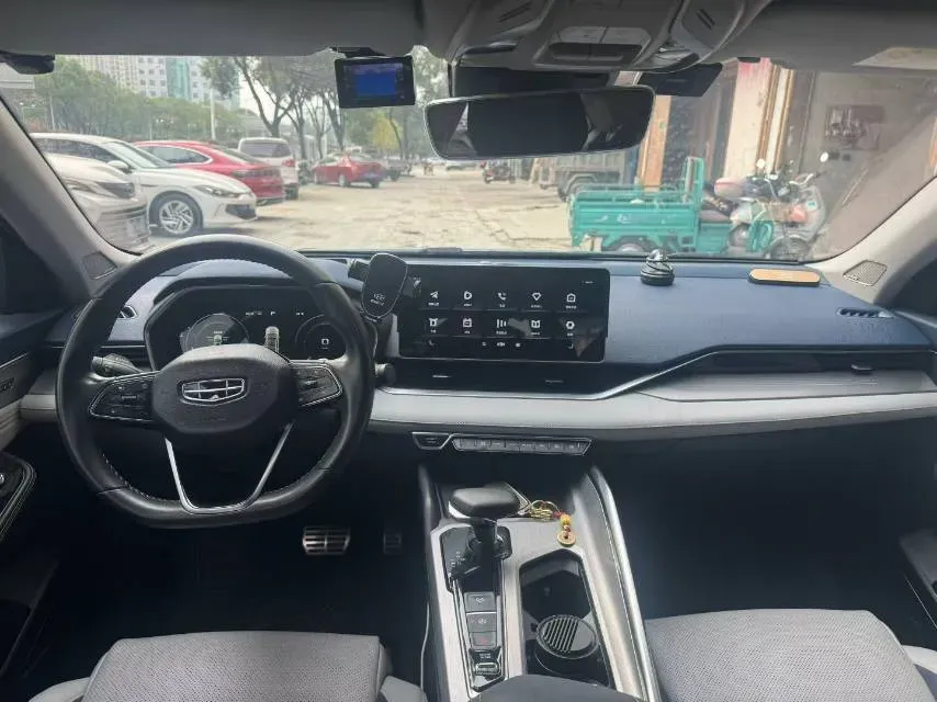 2021 Geely Preface 2.0T 190HP L4 7DCT,autocango,china used car exporter,china ev exporter,chinese used car exporter,chinese used ev exporter