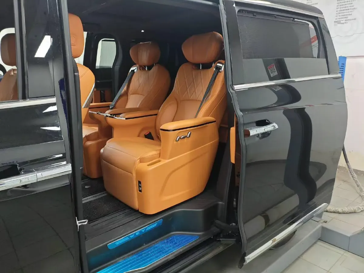 2025 WEY HighMountain 1.5T 170HP L4 4DHT PHEV,autocango,china used car exporter,china ev exporter,chinese used car exporter,chinese used ev exporter