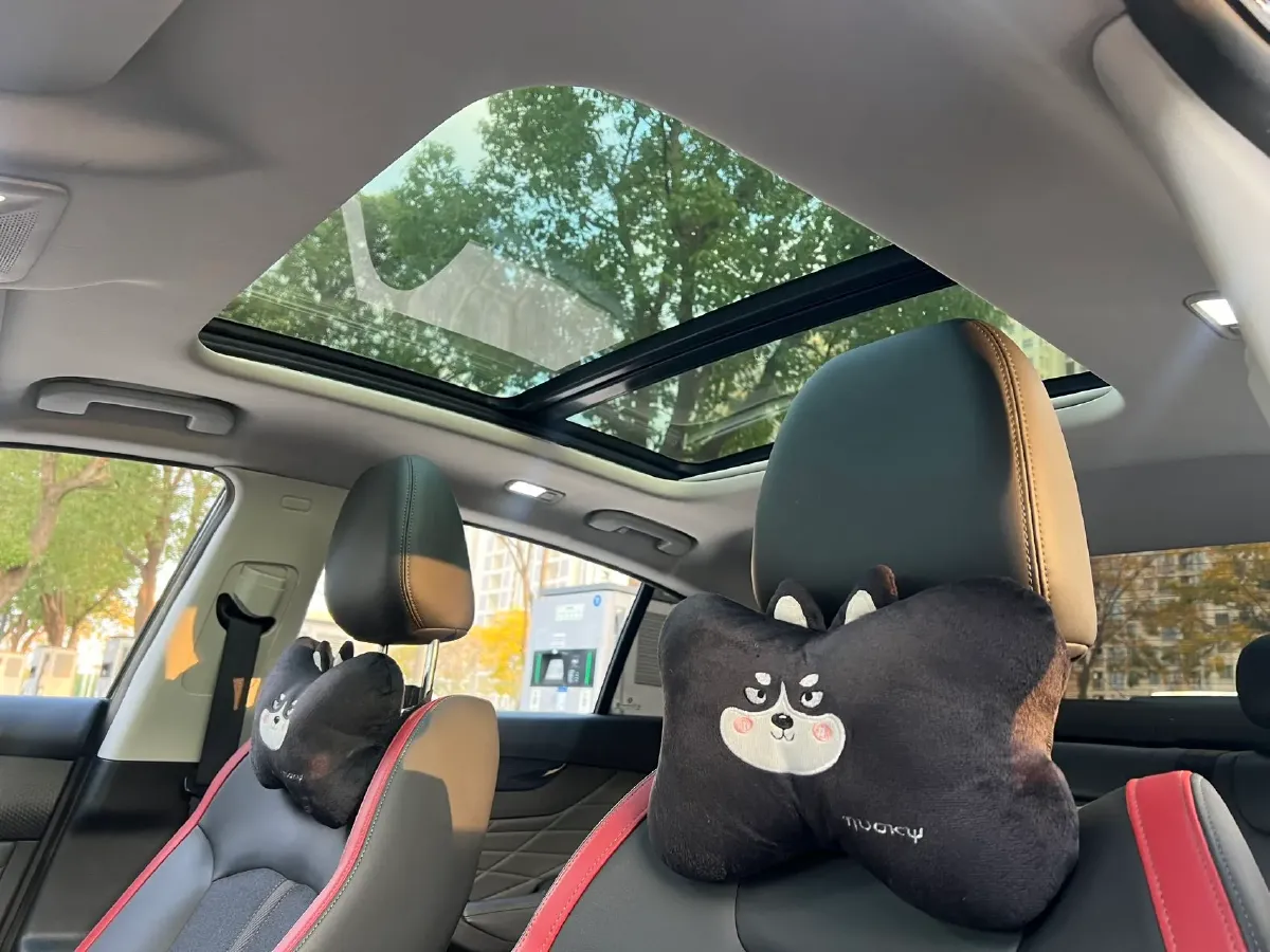 2023 DongFeng Aeolus YiXuan MAX 1.5T 190HP L4 7DCT,autocango,china used car exporter,china ev exporter,chinese used car exporter,chinese used ev exporter