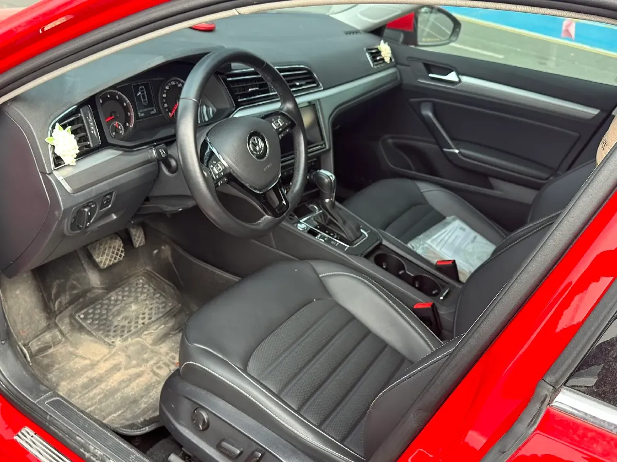 2019 Volkswagen Passat 1.4T 150HP L4 7DCT,autocango,china used car exporter,china ev exporter,chinese used car exporter,chinese used ev exporter