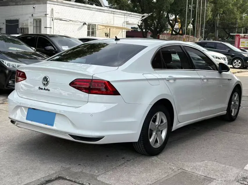 2019 Volkswagen T-Cross 1.4T 150HP L4 7DCT,autocango,china used car exporter,china ev exporter,chinese used car exporter,chinese used ev exporter