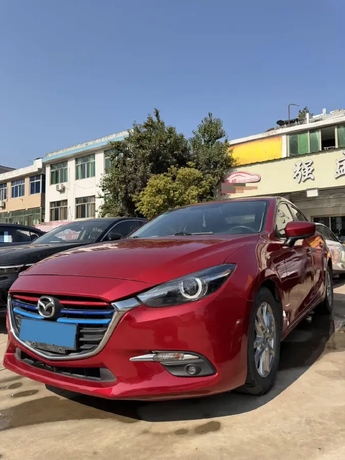 2017 Mazda 3 Axela 1.5L 117HP L4 6AT