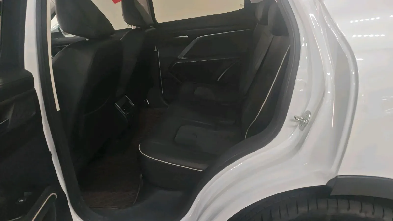 2021 Haval H6 1.5T 169HP L4 7DCT,autocango,china used car exporter,china ev exporter,chinese used car exporter,chinese used ev exporter