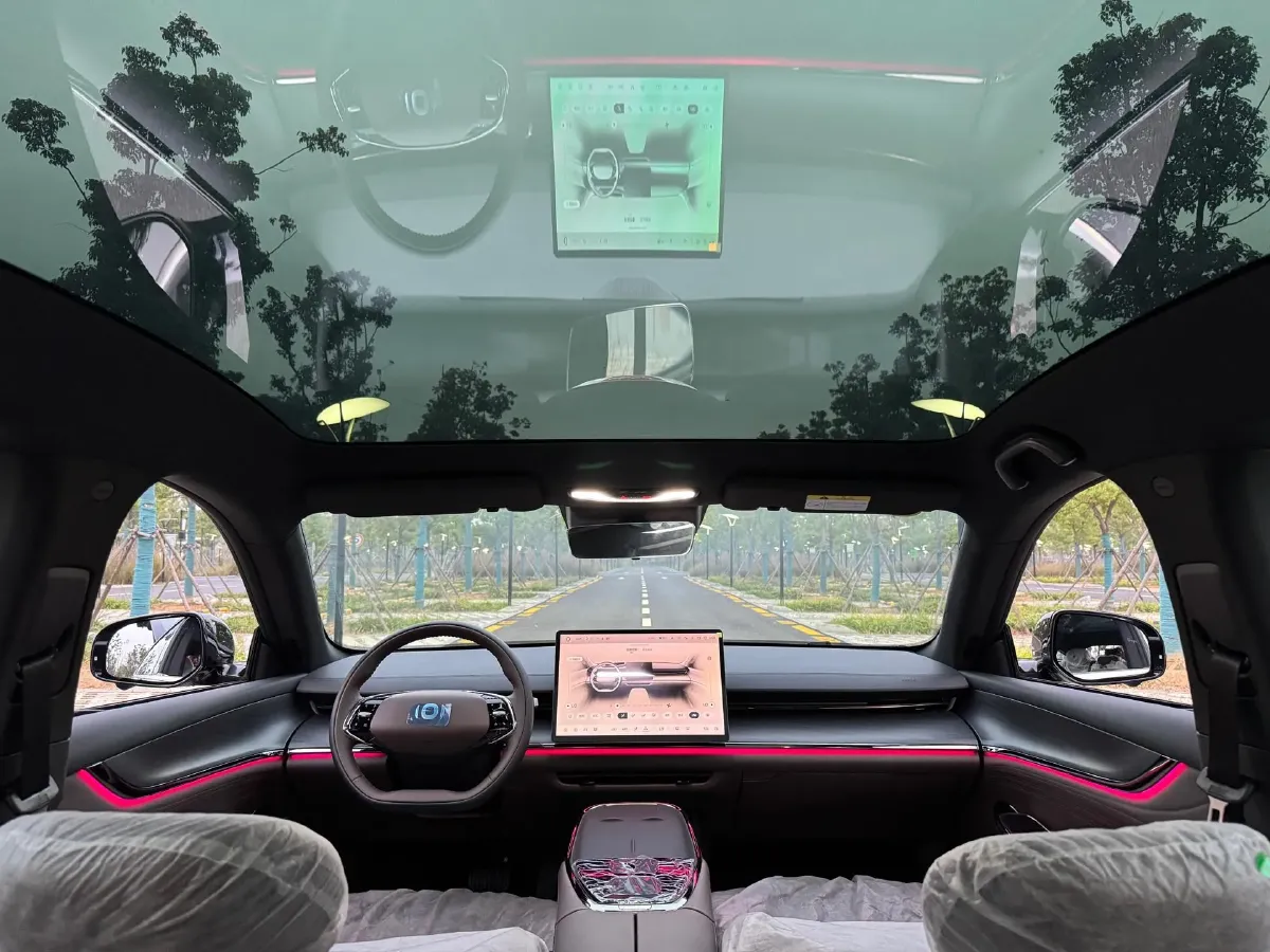 2025 ChangAn QiYuan A07 REEV 98HP REEV 28.4KWH,autocango,china used car exporter,china ev exporter,chinese used car exporter,chinese used ev exporter