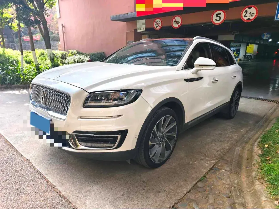 2019 Lincoln Nautilus 2.7T 329HP V6 8AT