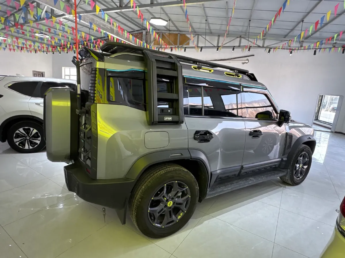 2024 Jetour ShanHai TravellerC-DM 1.5T 156HP L4 3DHT PHEV 26.7KWH,autocango,china used car exporter,china ev exporter,chinese used car exporter,chinese used ev exporter