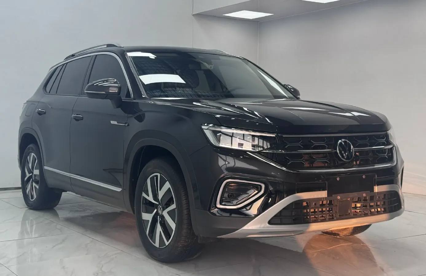 2023 Volkswagen Tayron 1.4T 150HP L4 7DCT,autocango,china used car exporter,china ev exporter,chinese used car exporter,chinese used ev exporter