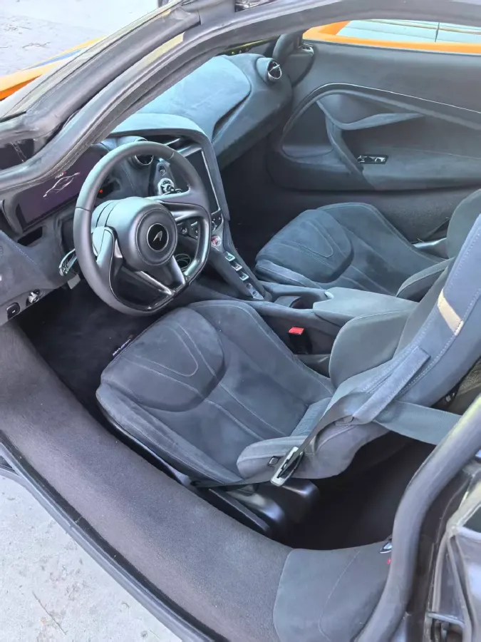 2017 McLaren 720S 4.0T 720HP V8 7DCT,autocango,china used car exporter,china ev exporter,chinese used car exporter,chinese used ev exporter