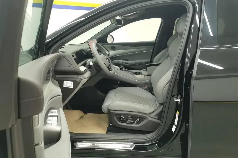 2023 Denza N7 BEV 91.3KWH,autocango,china used car exporter,china ev exporter,chinese used car exporter,chinese used ev exporter