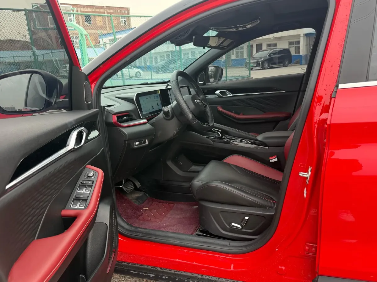 2022 Geely Coolray 1.5T 181HP L4 7DCT,autocango,china used car exporter,china ev exporter,chinese used car exporter,chinese used ev exporter