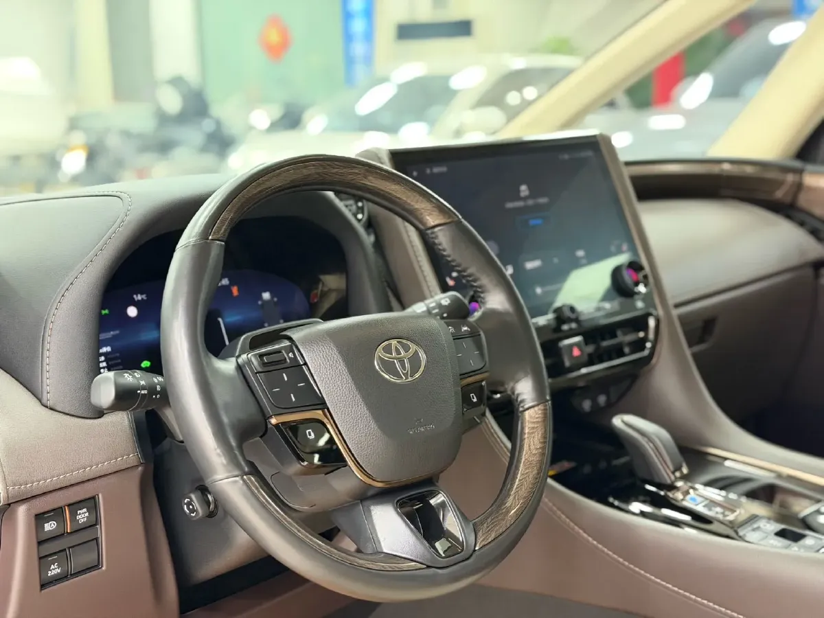 2024 Toyota Alphard 2.5L 190HP L4 E-CVT Hybrid,autocango,china used car exporter,china ev exporter,chinese used car exporter,chinese used ev exporter