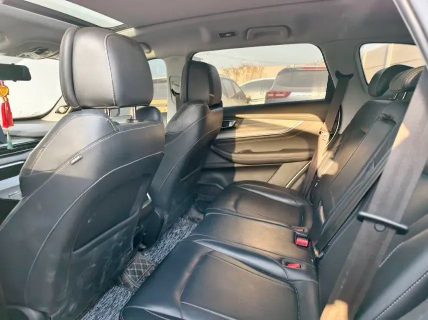 2023 Chery Tiggo 8 Plus 1.6T 197HP L4 7DCT,autocango,china used car exporter,china ev exporter,chinese used car exporter,chinese used ev exporter