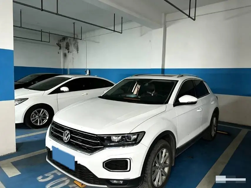 2020 Volkswagen T-Roc 1.4T 150HP L4 7DCT