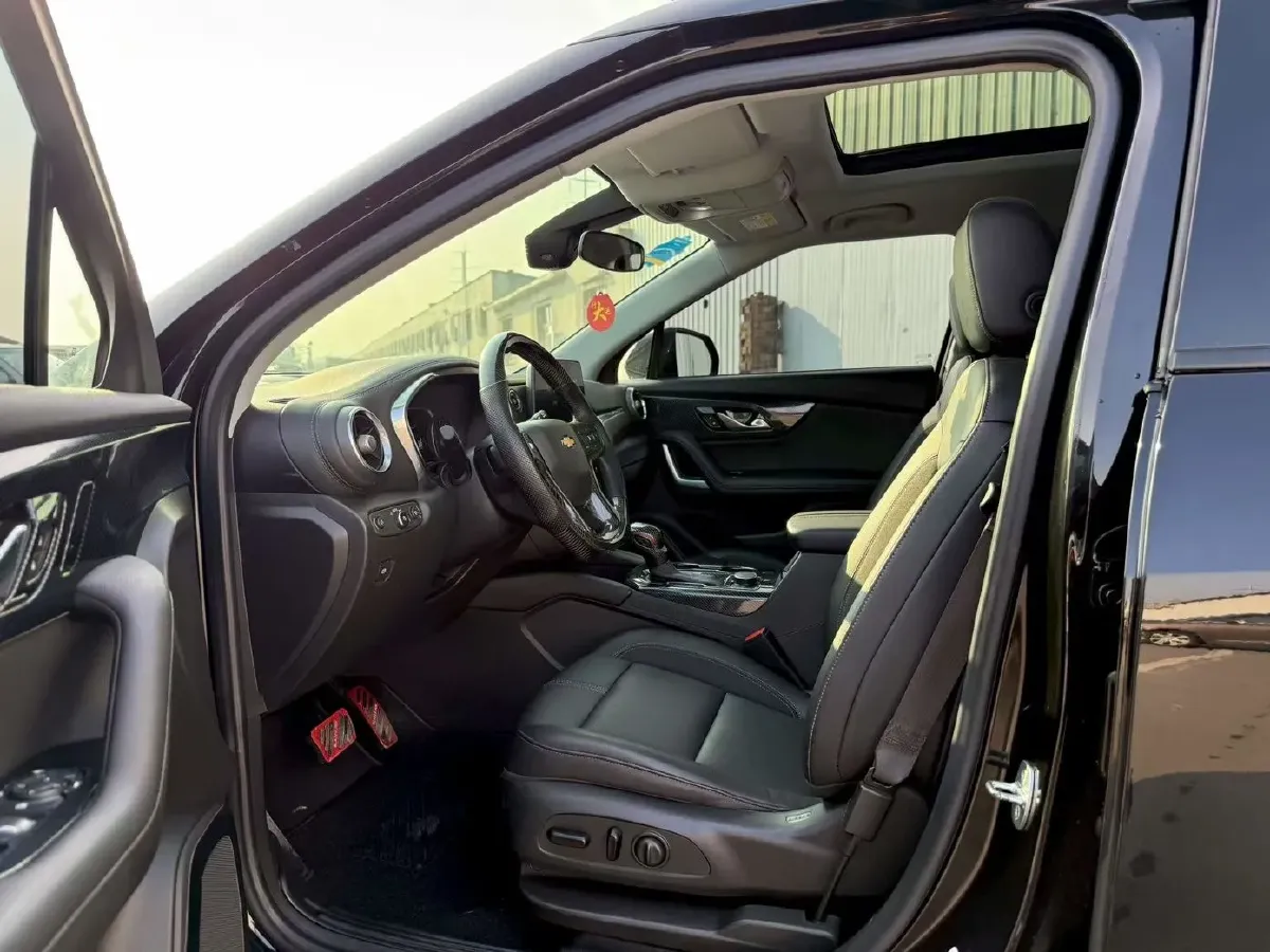 2023 Chevrolet Blazer 2.0T 237HP L4 9AT,autocango,china used car exporter,china ev exporter,chinese used car exporter,chinese used ev exporter