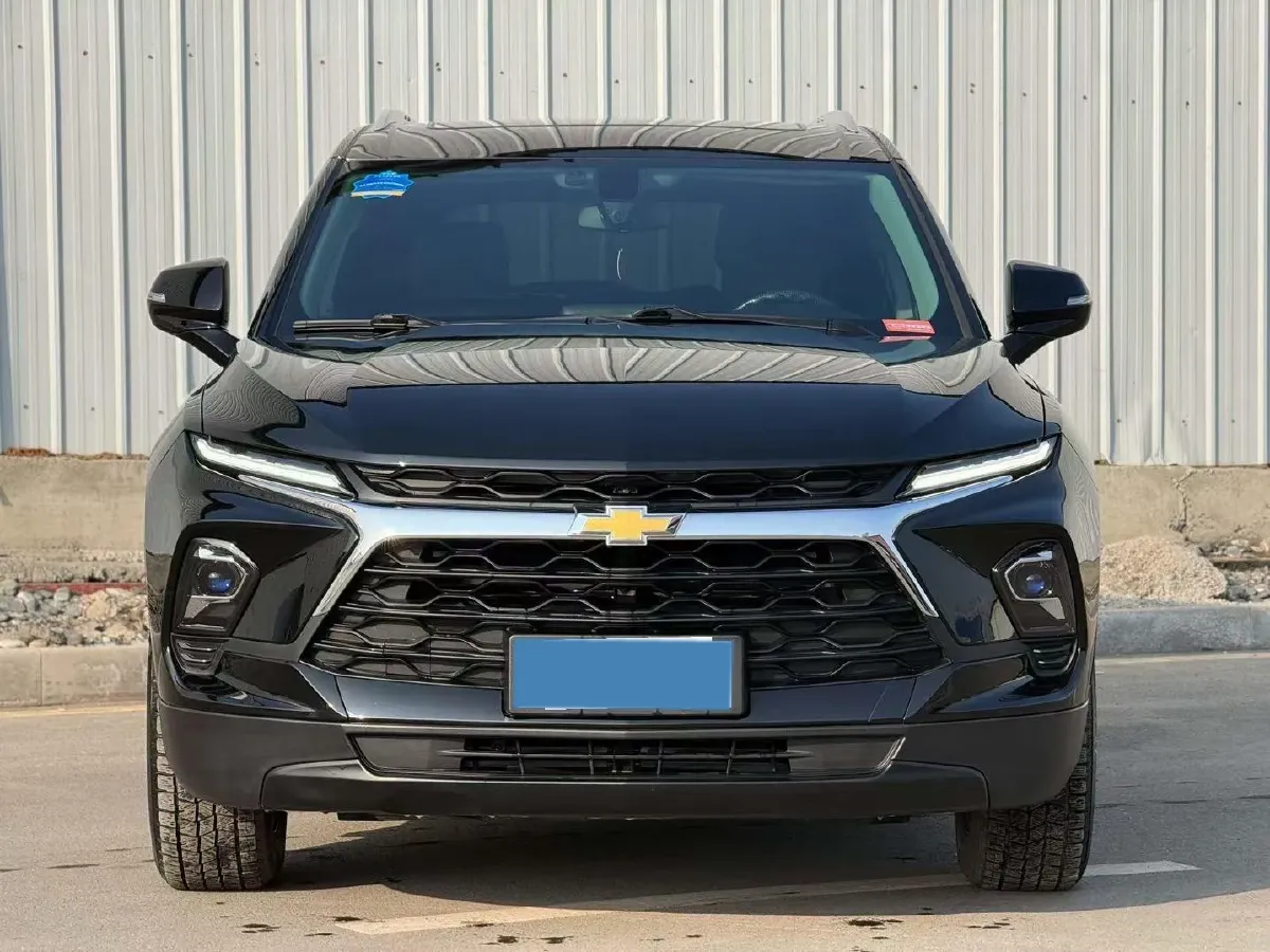 2023 Chevrolet Blazer 2.0T 237HP L4 9AT,autocango,china used car exporter,china ev exporter,chinese used car exporter,chinese used ev exporter