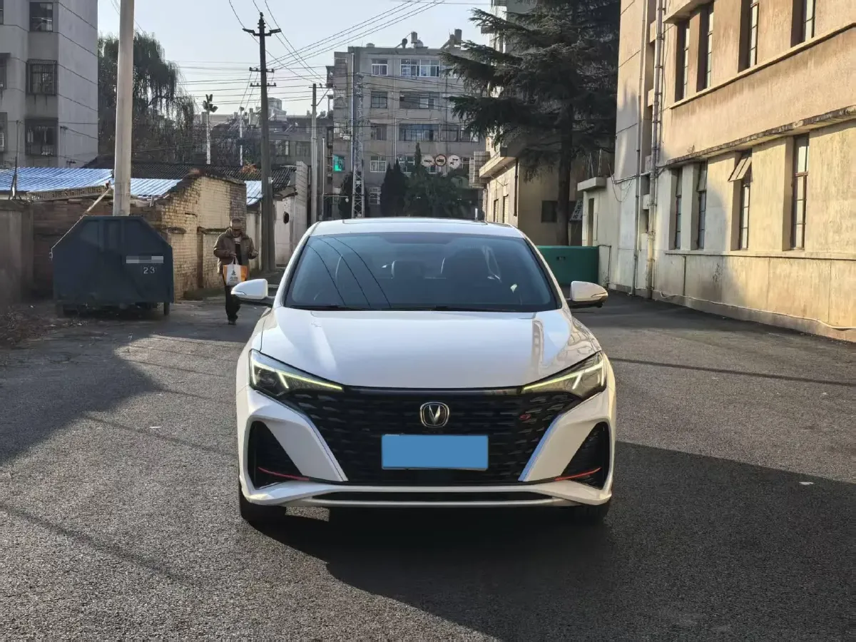 2022 ChangAn Eado 1.4T 160HP L4 7DCT,autocango,china used car exporter,china ev exporter,chinese used car exporter,chinese used ev exporter