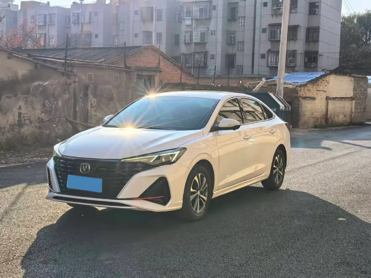 2022 ChangAn Eado 1.4T 160HP L4 7DCT,autocango,china used car exporter,china ev exporter,chinese used car exporter,chinese used ev exporter