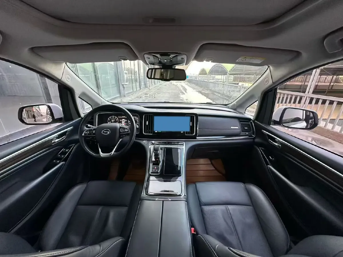 2021 GAC Trumpchi M8 2.0T 252HP L4 8AT,autocango,china used car exporter,china ev exporter,chinese used car exporter,chinese used ev exporter