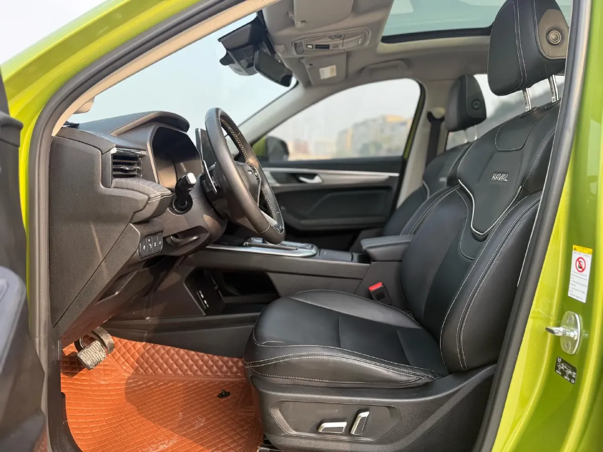 2021 Haval Jolion 1.5T 150HP L4 7DCT,autocango,china used car exporter,china ev exporter,chinese used car exporter,chinese used ev exporter