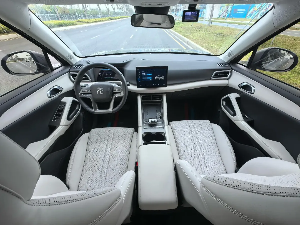 2024 BYD YuanUP BEV 45.12KWH,autocango,china used car exporter,china ev exporter,chinese used car exporter,chinese used ev exporter