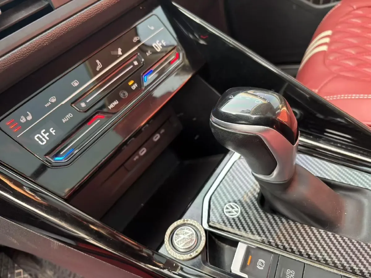 2022 Volkswagen Tayron 2.0T 186HP L4 7DCT,autocango,china used car exporter,china ev exporter,chinese used car exporter,chinese used ev exporter