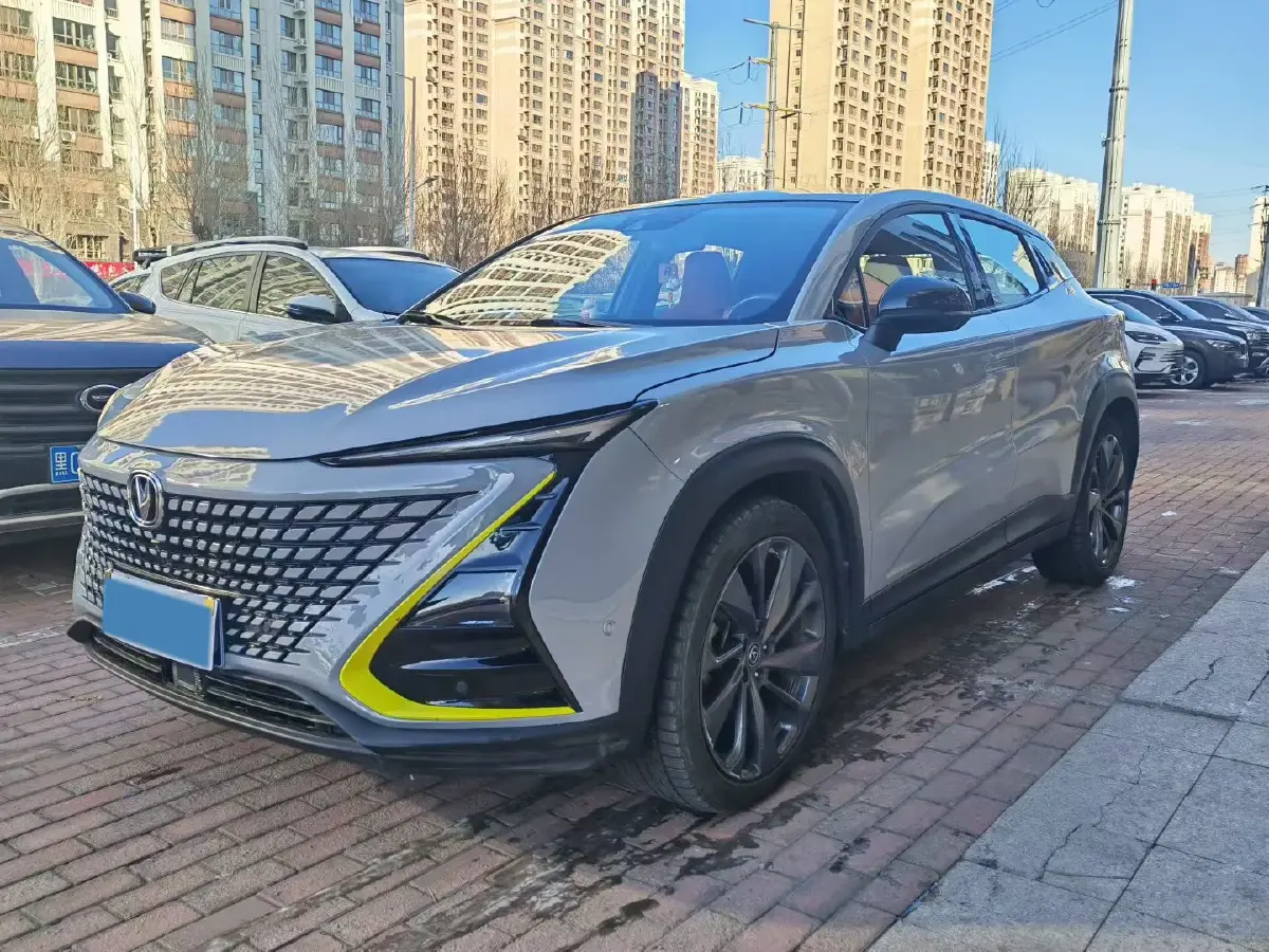 2020 ChangAn UNI-T 1.5T 180HP L4 7DCT 2020 ChangAn UNI-T 1.5T 180HP L4 7DCT