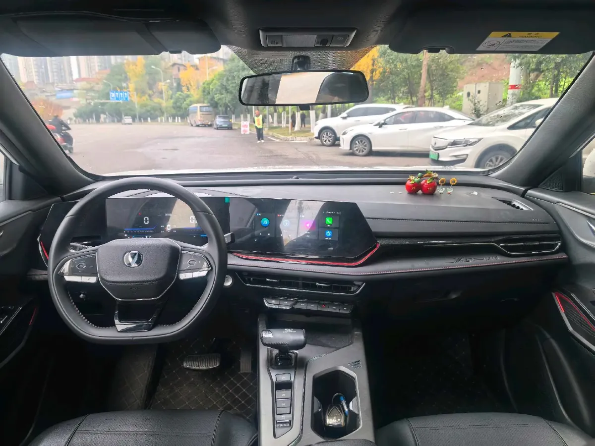 2025 ChangAn X5 PLUS 1.5T 188HP L4 7DCT,autocango,china used car exporter,china ev exporter,chinese used car exporter,chinese used ev exporter