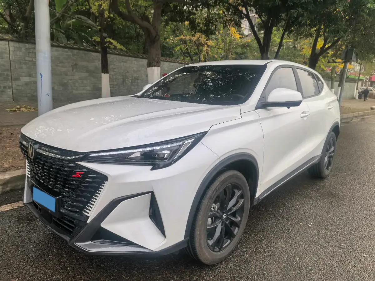 2025 ChangAn X5 PLUS 1.5T 188HP L4 7DCT