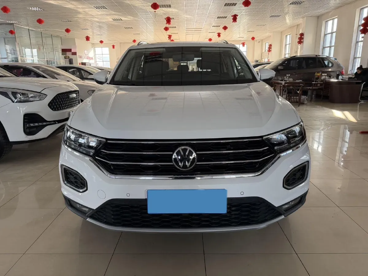 2022 Volkswagen T-Roc 1.4T 150HP L4 7DCT,autocango,china used car exporter,china ev exporter,chinese used car exporter,chinese used ev exporter