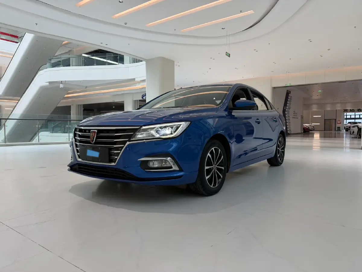 2020 Roewe i5 1.5L 120HP L4 CVT 2020 Roewe i5 1.5L 120HP L4 CVT