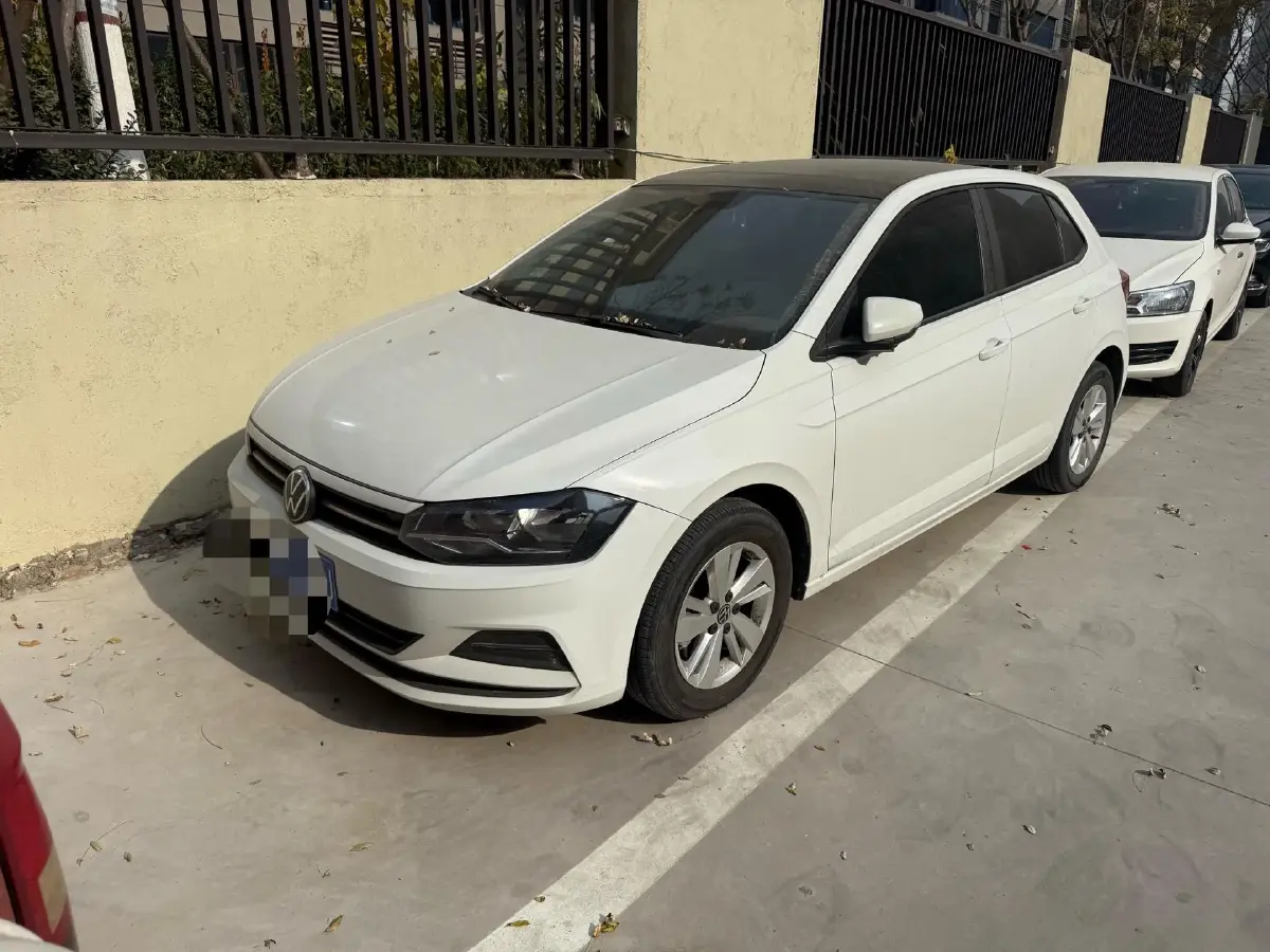 2023 Volkswagen Polo 1.5L 113HP L4 6AT 2023 Volkswagen Polo 1.5L 113HP L4 6AT