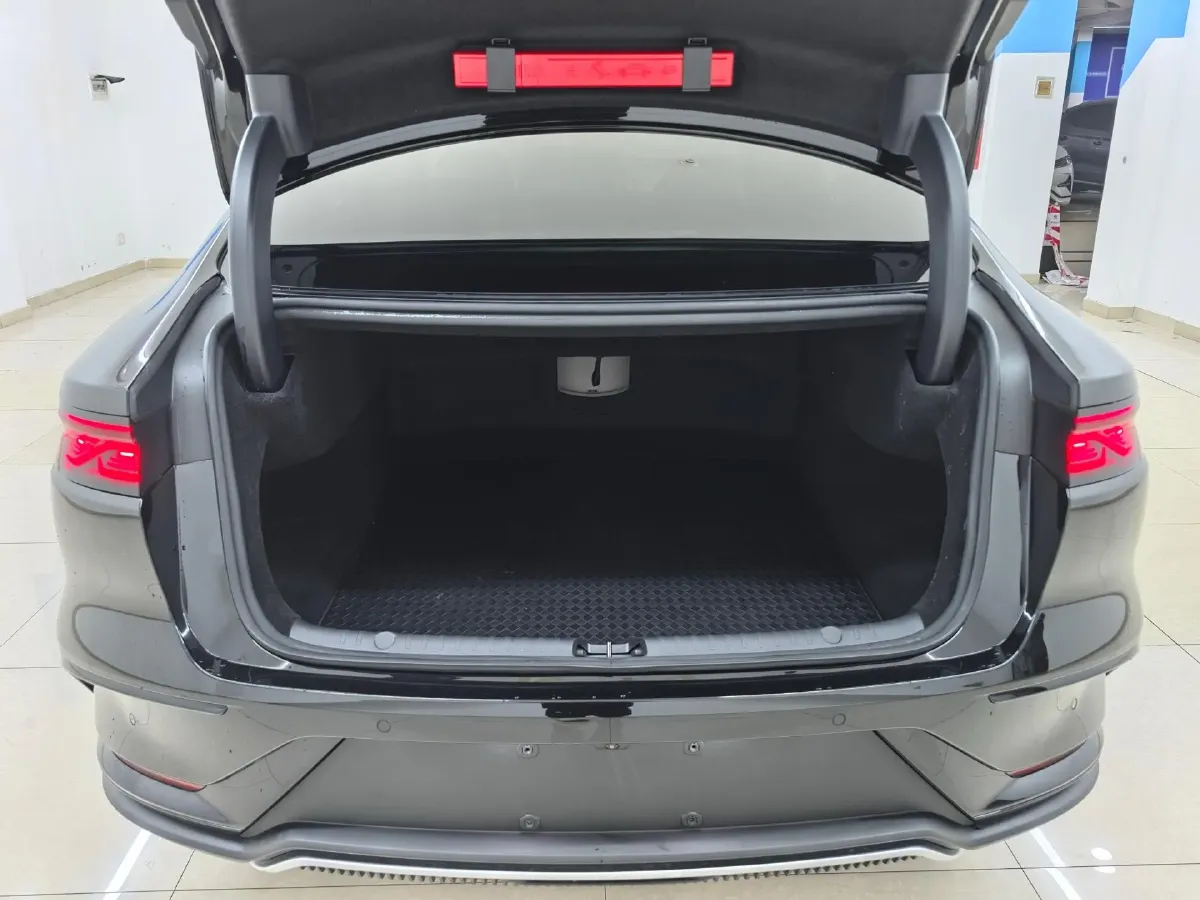 2025 BYD Han 1.5T 156HP L4 E-CVT PHEV,autocango,china used car exporter,china ev exporter,chinese used car exporter,chinese used ev exporter