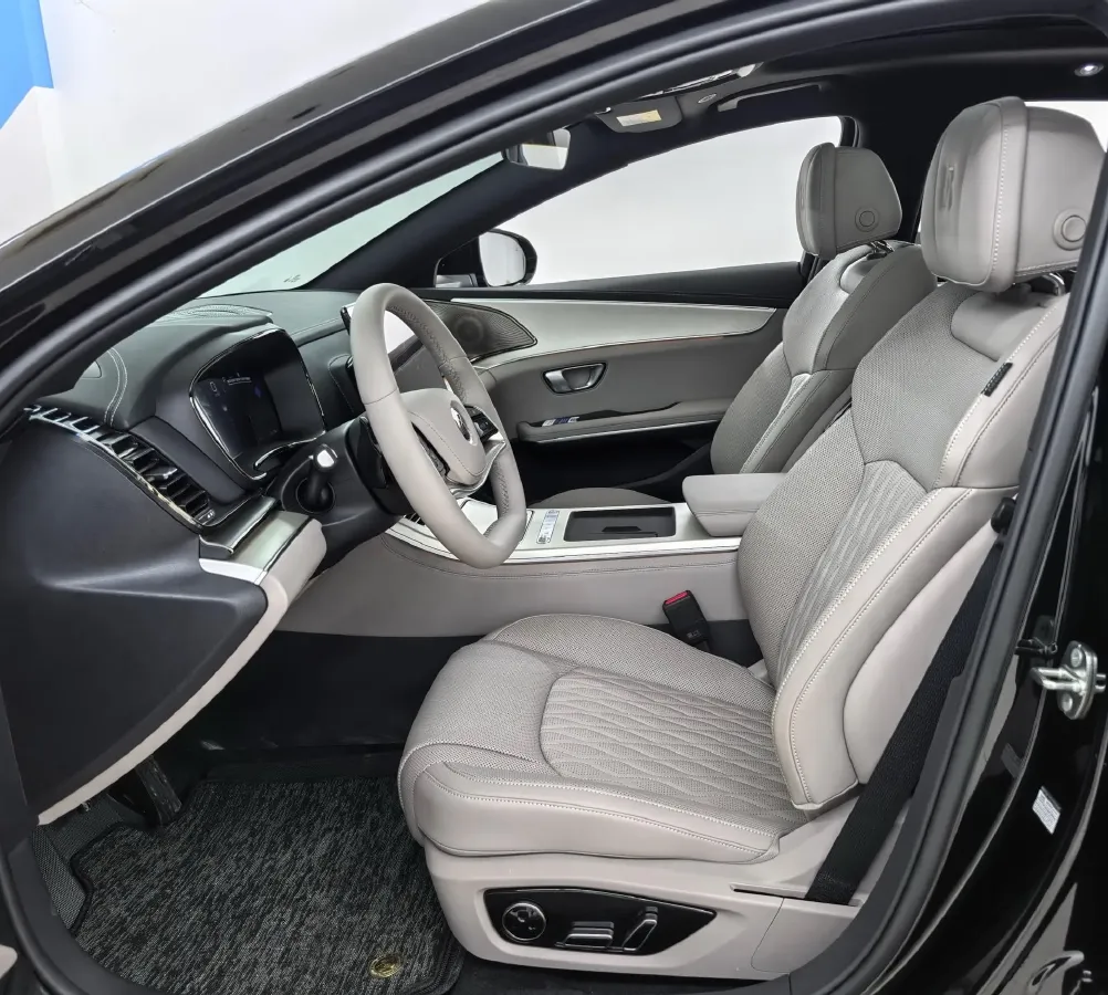 2025 BYD Han 1.5T 156HP L4 E-CVT PHEV,autocango,china used car exporter,china ev exporter,chinese used car exporter,chinese used ev exporter