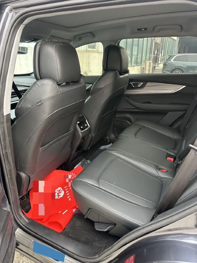 2021 Chery Tiggo 8 Plus 1.6T 197HP L4 7DCT,autocango,china used car exporter,china ev exporter,chinese used car exporter,chinese used ev exporter