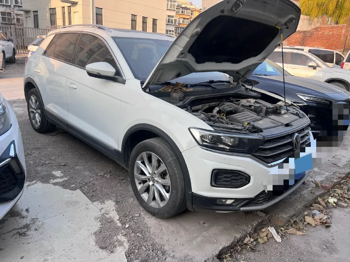 2022 Volkswagen T-Roc 1.4T 150HP L4 7DCT,autocango,china used car exporter,china ev exporter,chinese used car exporter,chinese used ev exporter