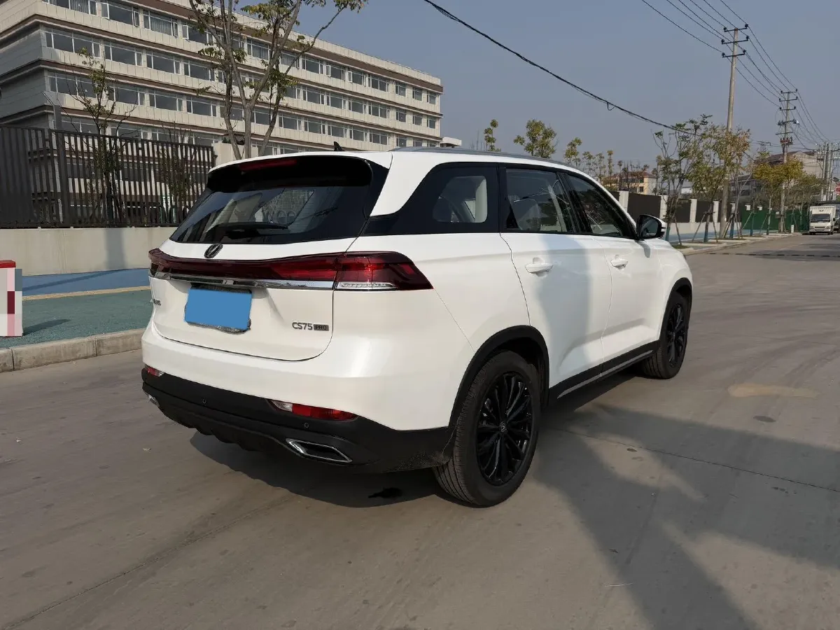 2026 ChangAn CS75 1.5T 192HP L4 7DCT,autocango,china used car exporter,china ev exporter,chinese used car exporter,chinese used ev exporter