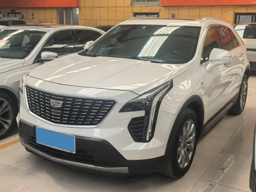 2020 Cadillac XT4 2.0T 241HP L4 9AT