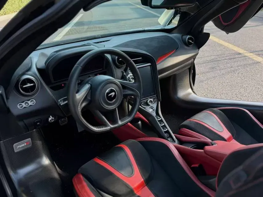 2017 McLaren 720S 4.0T 720HP V8 7DCT,autocango,china used car exporter,china ev exporter,chinese used car exporter,chinese used ev exporter