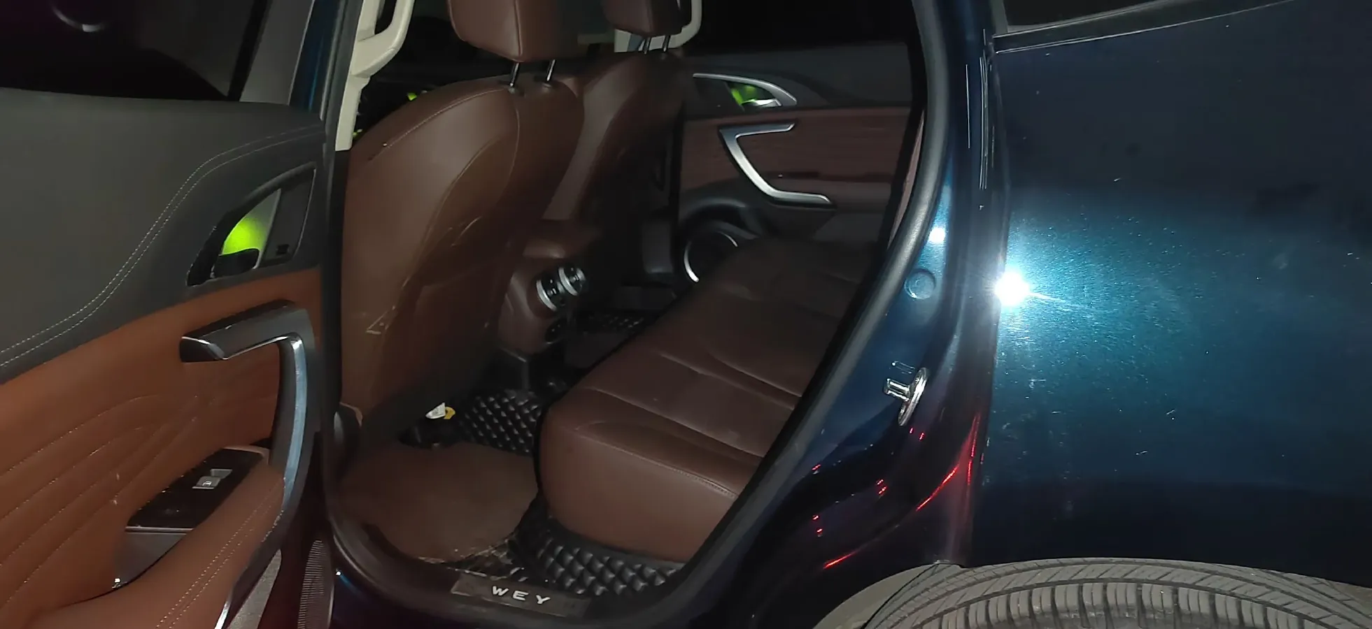 2020 WEY VV7 GT 2.0T 227HP L4 7DCT,autocango,china used car exporter,china ev exporter,chinese used car exporter,chinese used ev exporter