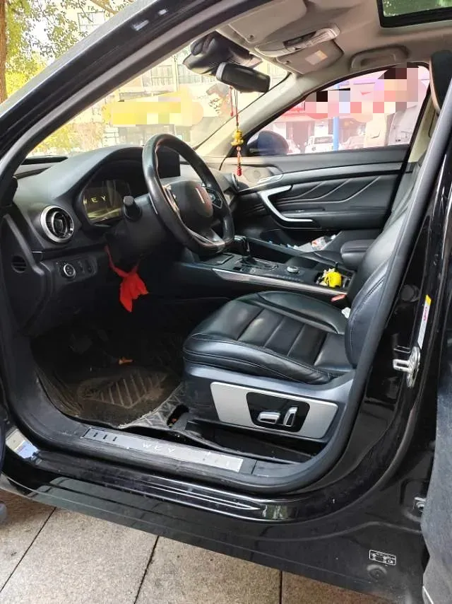 2017 WEY VV7 2.0T 234HP L4 7DCT,autocango,china used car exporter,china ev exporter,chinese used car exporter,chinese used ev exporter