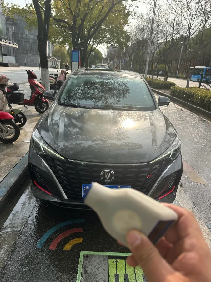 2022 ChangAn Eado 1.4T 160HP L4 7DCT,autocango,china used car exporter,china ev exporter,chinese used car exporter,chinese used ev exporter